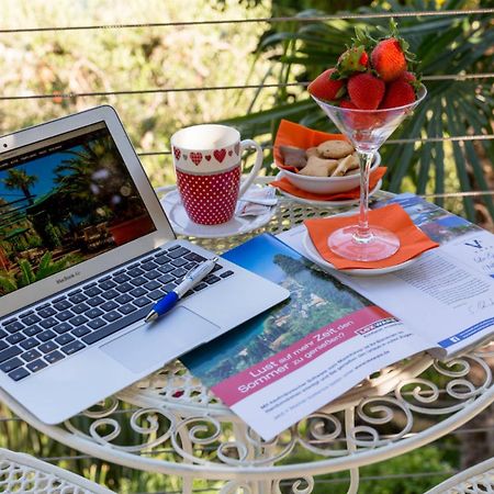 Hotel La Gardenia & Villa Oleandra Лимоне сул Гарда Екстериор снимка