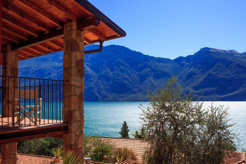 Hotel La Gardenia & Villa Oleandra Лимоне сул Гарда Екстериор снимка